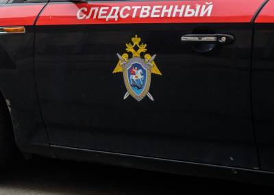 В Нижнем Новгороде погибла женщина после падения на нее вывески магазина
