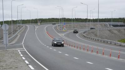 Российским регионам выделят 100 млрд рублей на развитие дорог