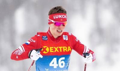 Российский лыжник Денис Спицов сломал руку на тренировке в Оберстдорфе