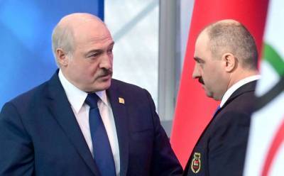 Лукашенко уволил старшего сына с должности своего советника