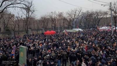 Многотысячные митинги в Ереване: корреспондент NN рассказал о событиях в Армении