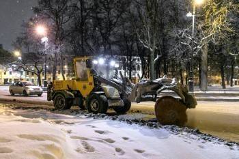 Вологжан просят убрать автомобили с обочин транспортных магистралей города: 12 улиц под ковш "Магистрали"
