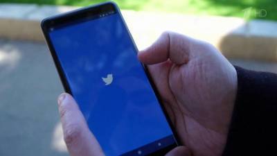 «Твиттер» не удаляет тысячи публикаций с запрещенным контентом, несмотря на требования Роскомнадзора