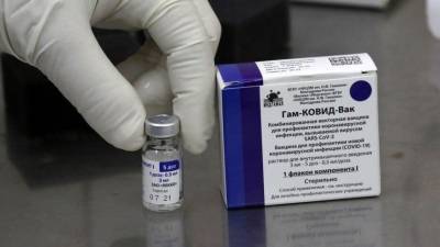 Словакия получила первую партию вакцины «Спутник V» без одобрения Евросоюза