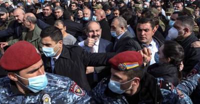 Армения: в Ереване прошли митинги сторонников Пашиняна и оппозиции