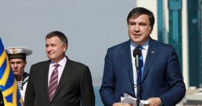 Аваков прокомментировал отношения с Саакашвили после того, как пять лет назад бросил в него стакан с водой