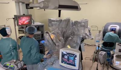 Впервые в Украине робот-хирург Da Vinci прооперировал ребенка