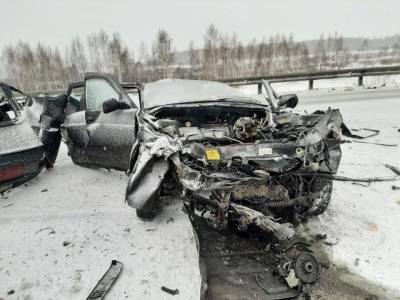 Женщина-водитель погибла в ДТП в Курганской области