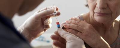 Жительница Литвы скончалась после вакцинации от коронавируса