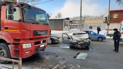 Нетрезвый мужчина вез 5-летнюю дочку из детского сада и попал в ДТП (ФОТО)