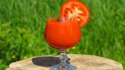 Японские ученые раскрыли неожиданные свойства томатного сока