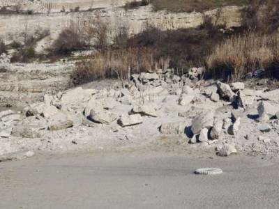 Инкерманское озеро в Крыму оказалось на грани исчезновения (ФОТО)