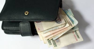 Калининградец украл кошелёк у продавца магазина, купил алкоголь и скрылся