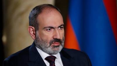 Никол Пашинян заявил об увольнении начальника Генштаба ВС Армении