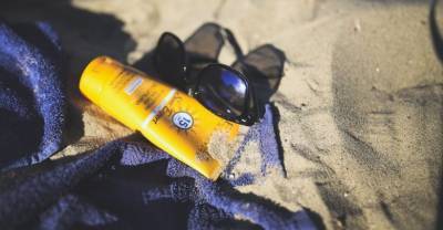 Учёные нашли в солнцезащитных кремах вещество, вызывающее смертельную болезнь