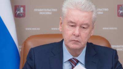 Мэр Москвы назвал сроки снятия почти всех ограничений по COVID-19