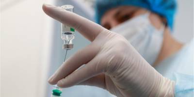 Эстония приостановила использование вакцины AstraZeneca