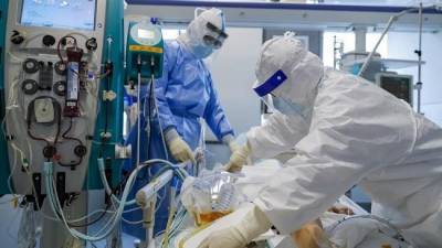 В России за сутки выявили 9 079 новых заразившихся коронавирусом