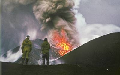 Под градом вулканических бомб: ученые подобрались к подножию Ключевской Сопки