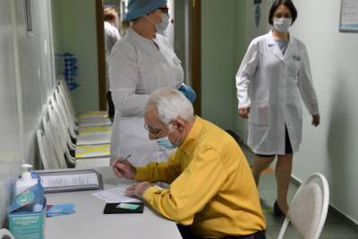 Вирусолог спрогнозировал снижение смертности от COVID-19 в России