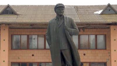 На Николаевщине таки снесли последний памятник Ленину