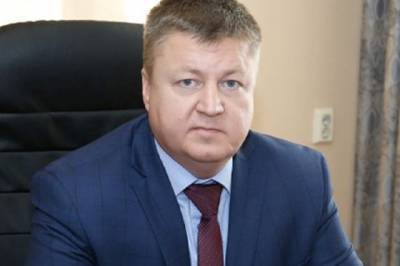 Против главы Минздрава Республики Алтай возбудили уголовные дела о взятках