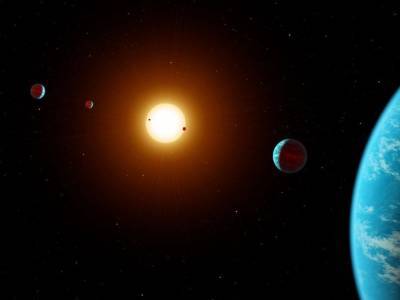 У звезды из созвездия Водолея имеется шесть планет