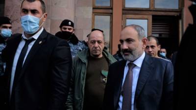 Пашинян представил ходатайство о назначении нового главы Генштаба ВС Армении