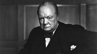 Вельветовые тапочки Черчилля ушли с молотка за 55 тысяч долларов