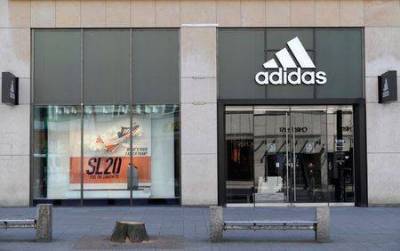 Adidas ожидает сильный рост продаж в 2021 году
