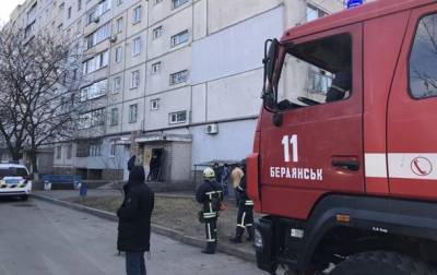 В Бердянске двое мужчин погибли при взрыве в многоэтажке: детали