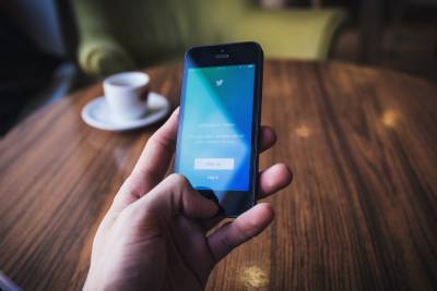 Роскомнадзор замедлит скорость работы Twitter из-за не удаления запрещенного контента – Учительская газета