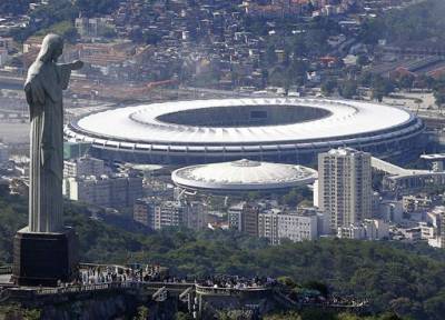 Самый известный стадион в мире переименуют в честь Пеле