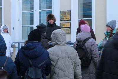 Беглову передали петицию о моратории на уплотнительную застройку в центре Петербурга