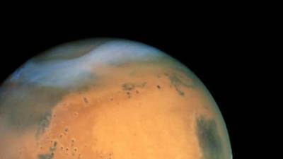 Историю длинного облака на Марсе восстановили по спутниковым снимкам
