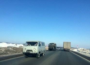 В горах Башкирии из-за непогоды образовалась огромная очередь из большегрузов