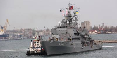 В порт Одессы вошли четыре корабля НАТО — фото