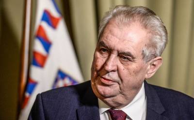 Президент Чехии грозит чиновникам отставкой за препятствие «Спутнику V»