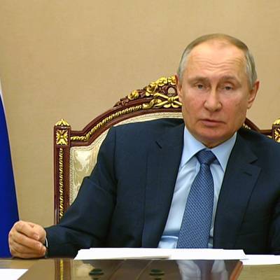 Путин: власти РФ не будут искусственно удерживать россиян от поездок в другие страны