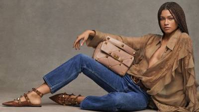 Актриса Зендая снялась в чарующей рекламе Valentino: фото и видео