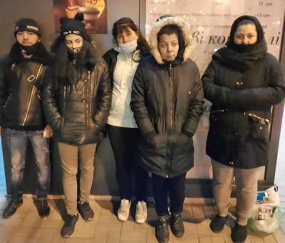 В Киеве банда ромов обокрала ветерана АТО, но он всех задержал