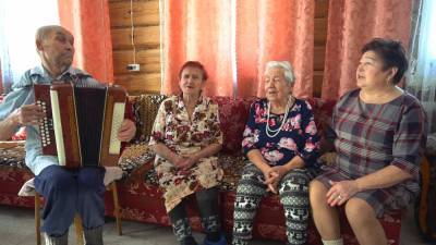 Три пенсионера стали членами приемной семьи в Башкирии.