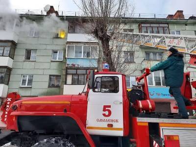 Сегодня в Смоленске в горящей квартире погиб мужчина