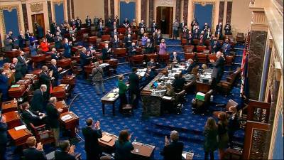 Палата представителей в среду голосует по пакету экономической помощи
