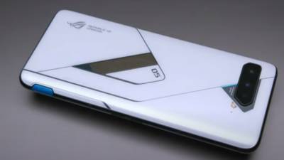 ASUS анонсировала новый геймерский смартфон ROG Phone 5