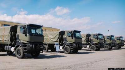 Минобороны Грузии получило от НАТО пять грузовиков Renault
