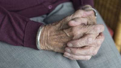 Как травмы головы влияют на деменцию в пожилом возрасте - ученые