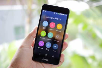 Компания Asus представила линейку игровых смартфонов ROG Phone 5 с RGB-подсветкой