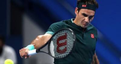 Федерер провел первый матч с января 2020 года и обыграл Эванса на турнире ATP в Дохе