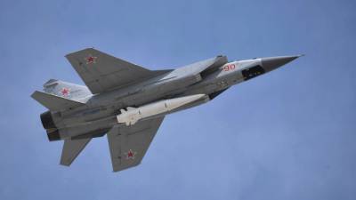 Китайское издание Sina высоко оценило российский ракетный комплекс "Кинжал"